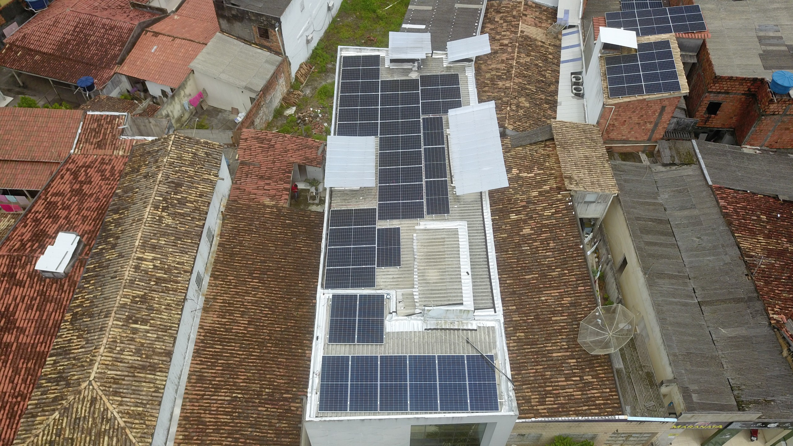 Obra de energia solar 5